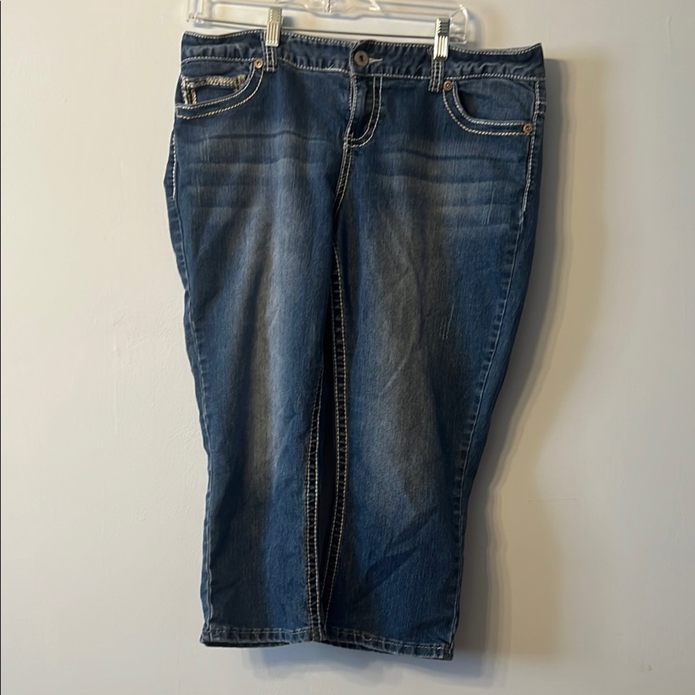 Maurices Blue Ankle Cropped Jeans with Mid-Rise Waist